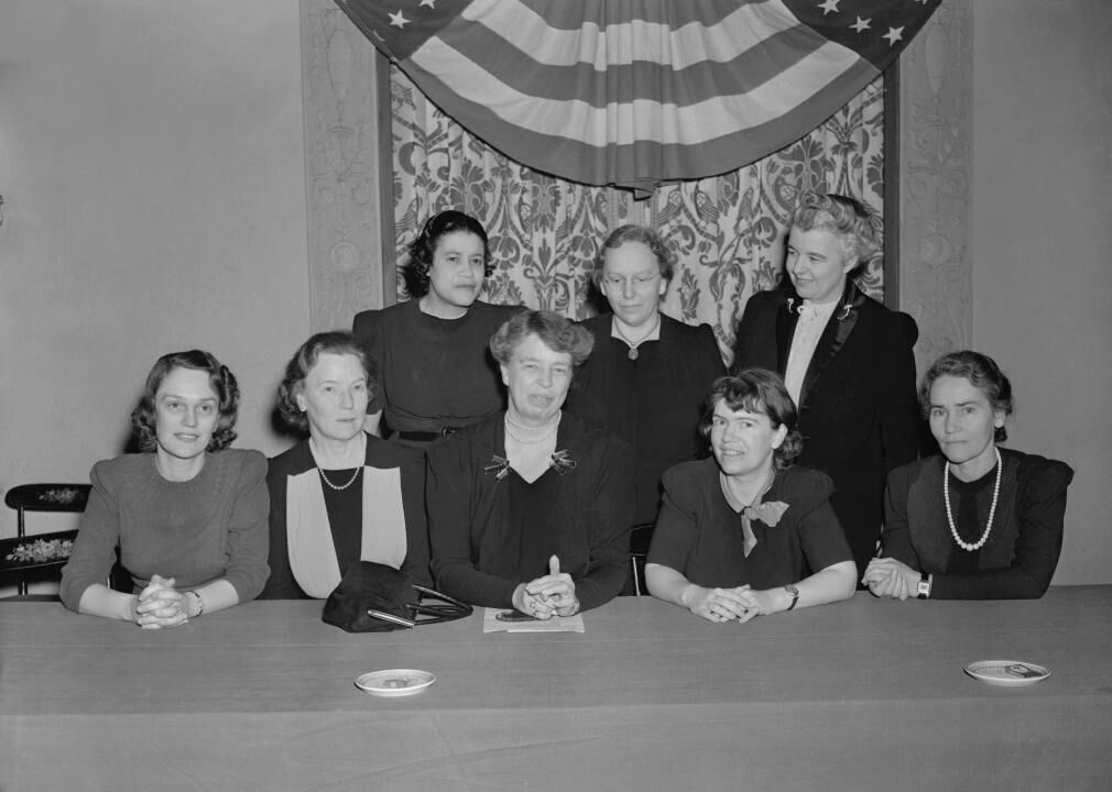 1938